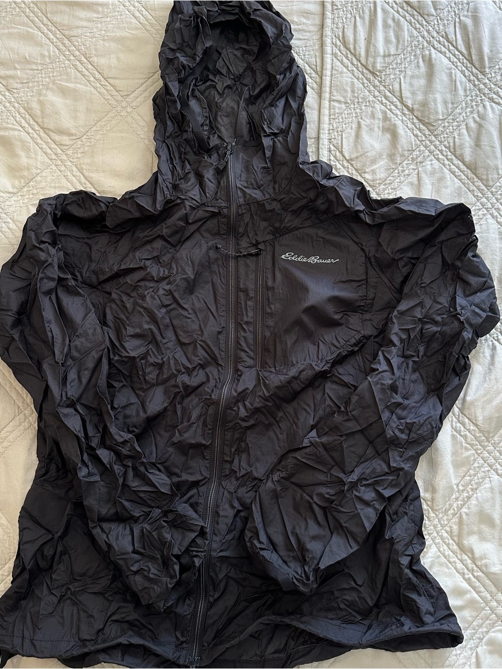 Eddie Bauer Black Packable Rain Jacket / Windbreaker / Coat (Folds into Pocket)